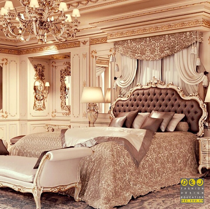 Charmeuse gắn liền với sự quý phái nhờ vẻ ngoài sang trọng, nó thậm chí còn được gọi là Vải charmeuse con được gọi là