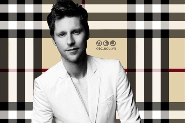 Giám đốc sáng tạo Christopher Bailey 