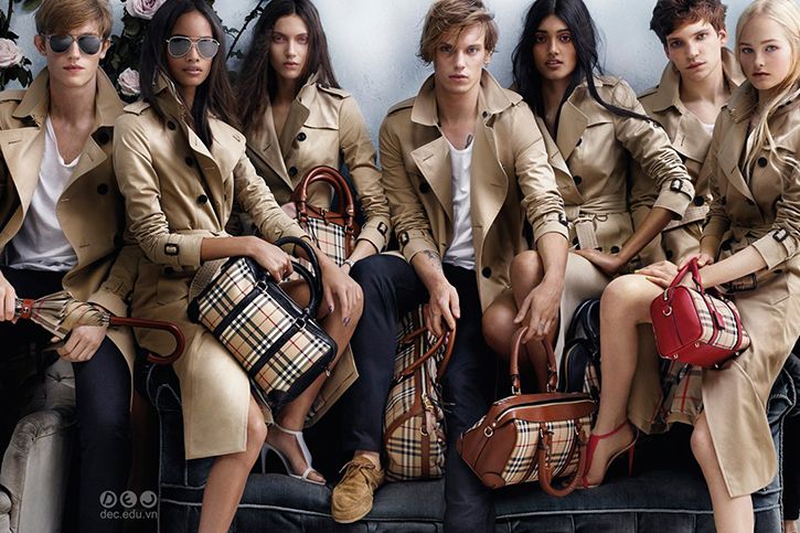 Dòng Trenchcoat huyền thoại của nhà burberry 