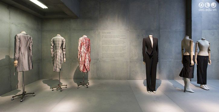 NTK Alexander McQueen thuở mới vào nghề: 2 năm trời ngồi học cắt rập