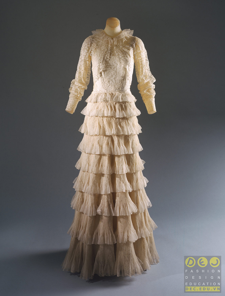 Evening ensemble 1936  - Gabrielle Coco Chanel