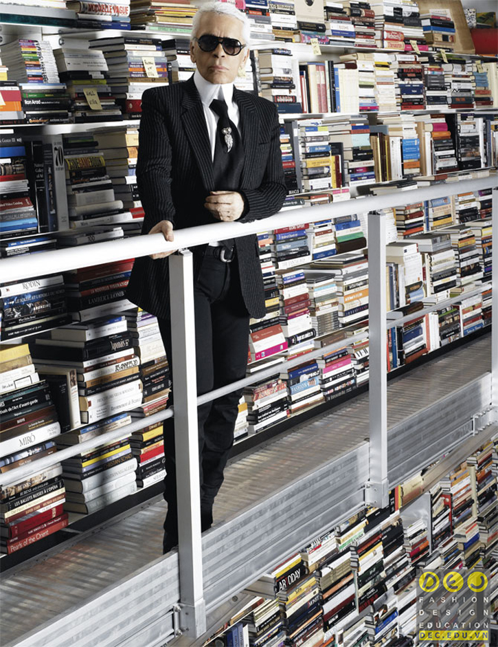 Kark Lagerfeld sử hữu một thư viện sách đồ sộ