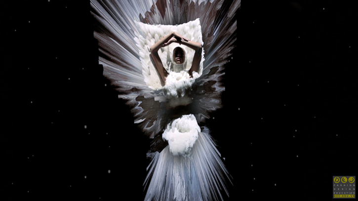 Một số tác phẩm của Alexander McQueen