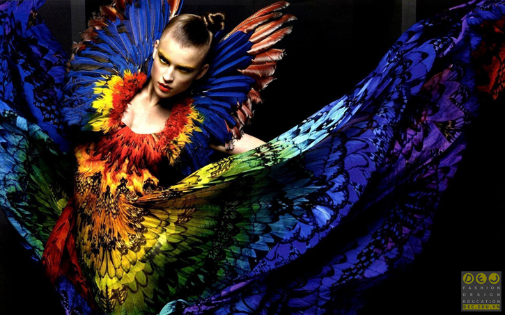 Một số tác phẩm của Alexander McQueen