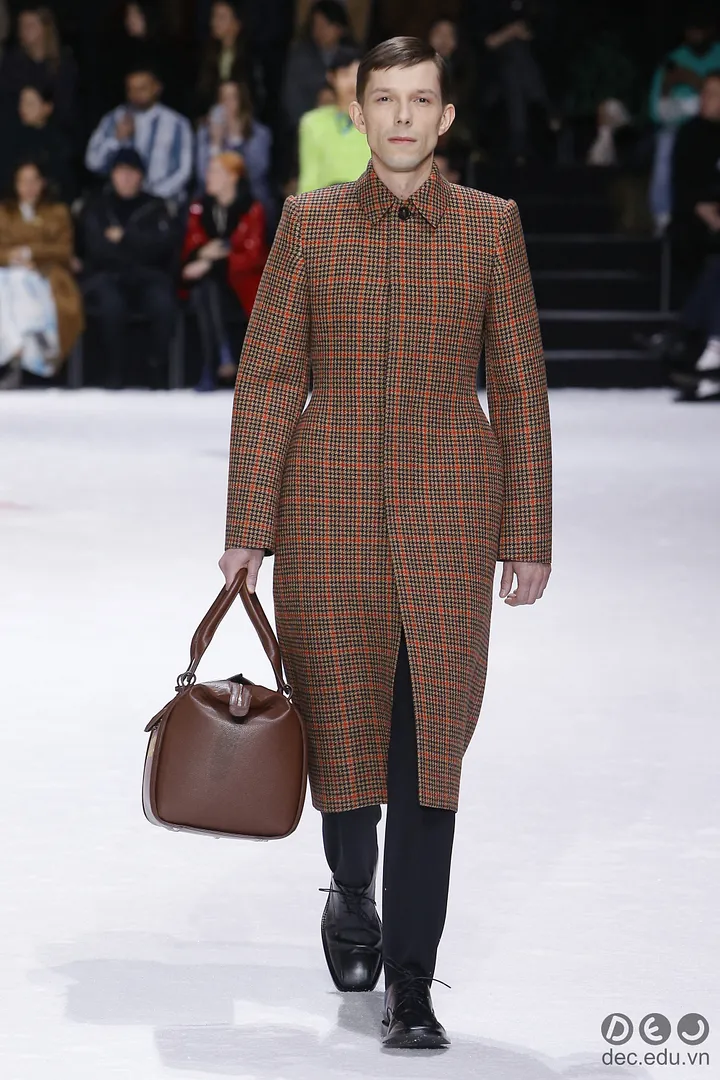 BS-thoi-trang -Ready-to-Wear -Balenciaga-Thu-Dong- 2018 20_zps3ddbqirn.jpg