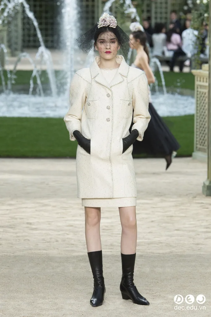 BST-thoi-trang-Chanel-Xuan-2018-Couture 27_zpsnsokpr1w.jpg