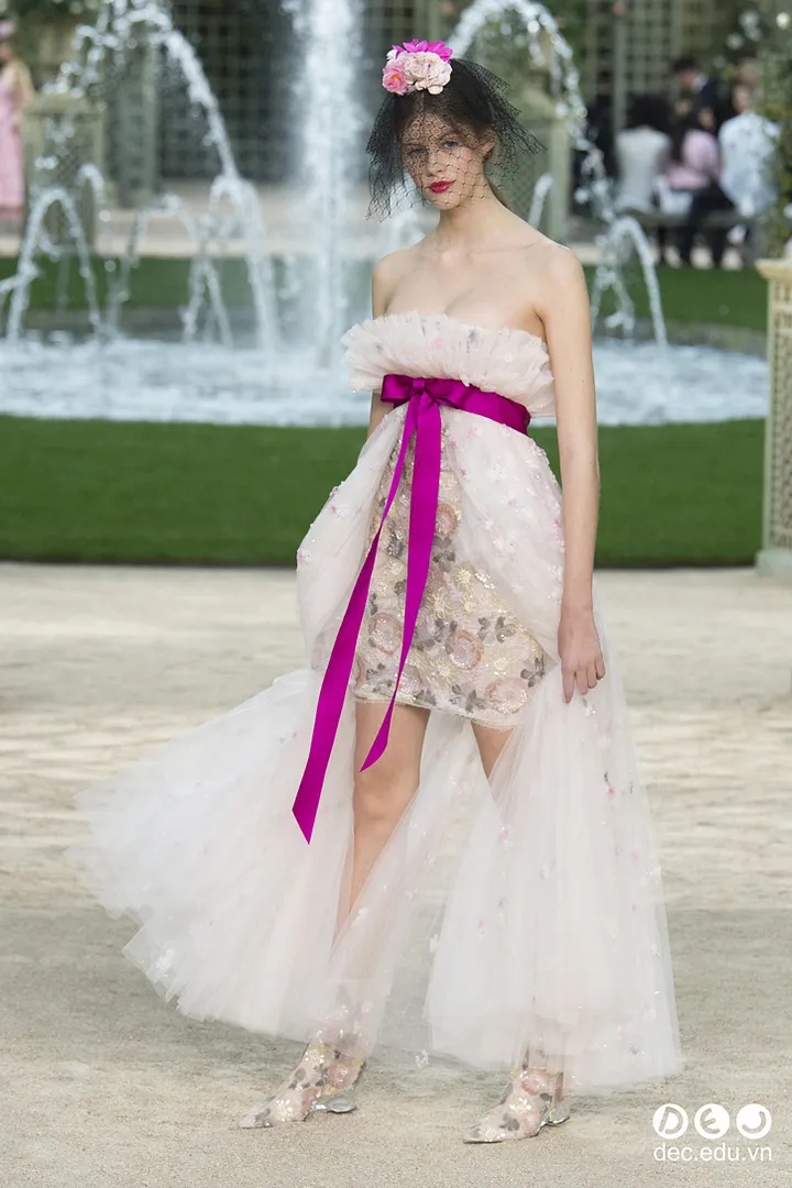 BST-thoi-trang-Chanel-Xuan-2018-Couture 33_zpsatoycyzq.jpg