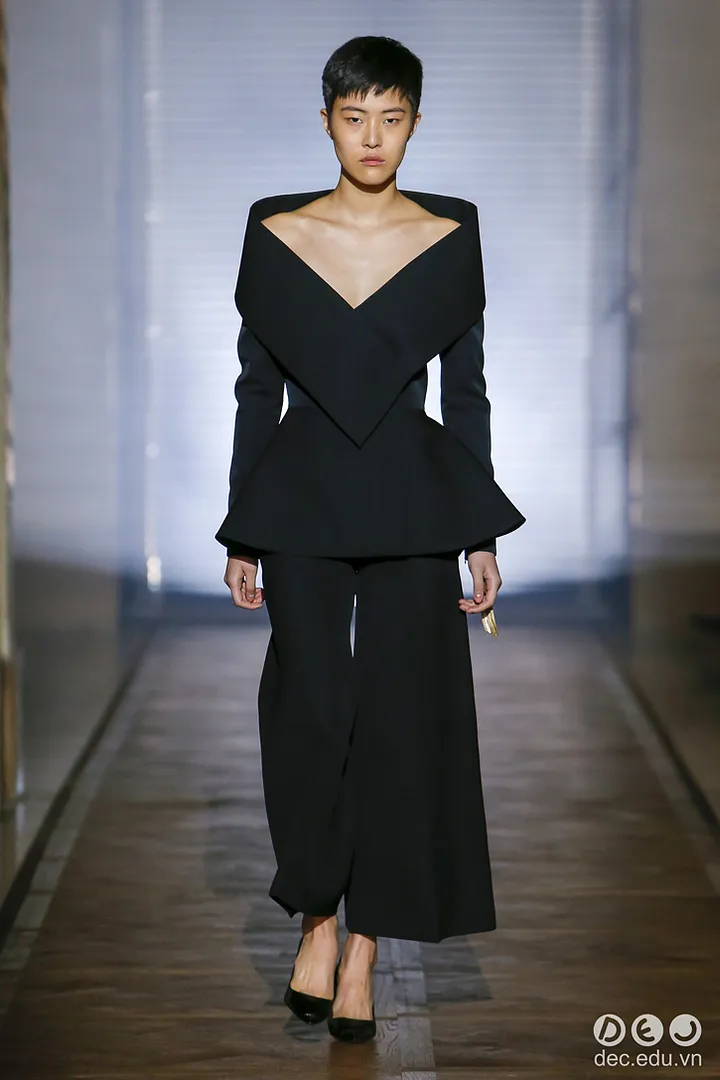 BST-thoi-trang-Givenchy-Xuan-2018-Couture 1_zpsuindhvlq.jpg