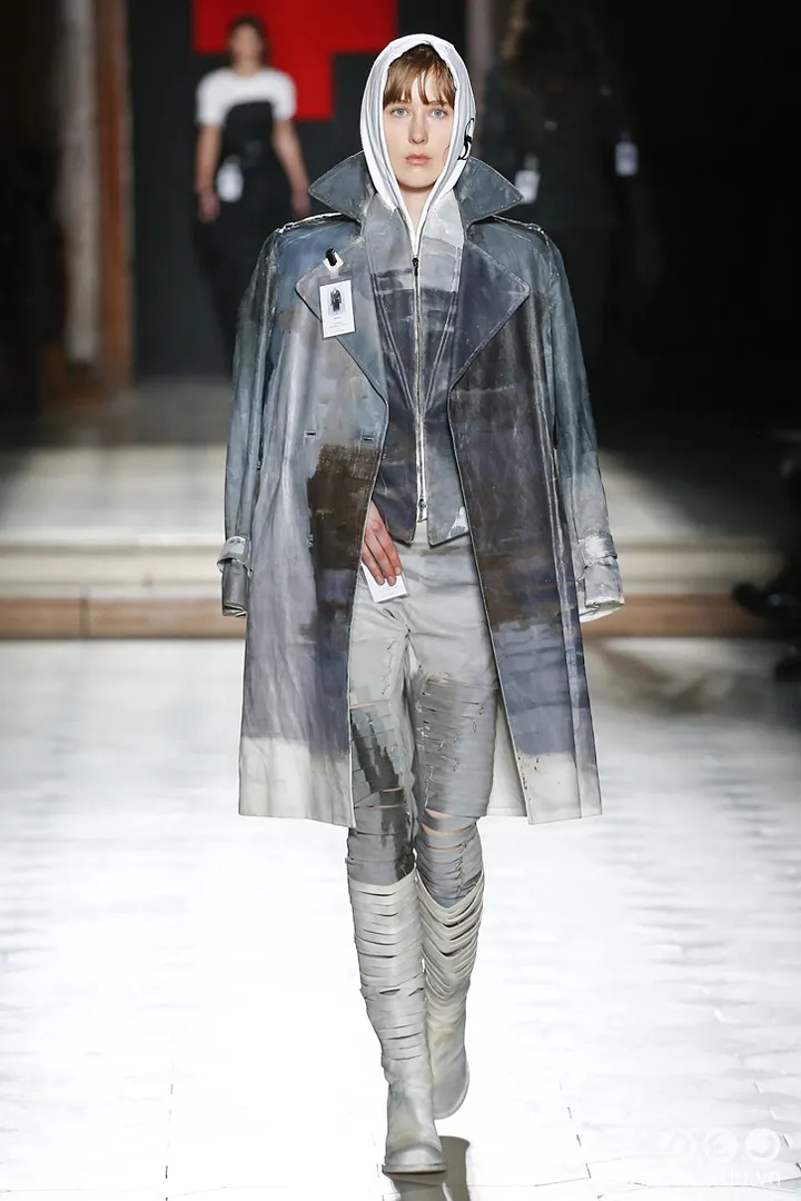 BST-thoi-trang-a-f-vandervorst-Xuan-2018-couture 25_zpswhmcf8bl.jpg