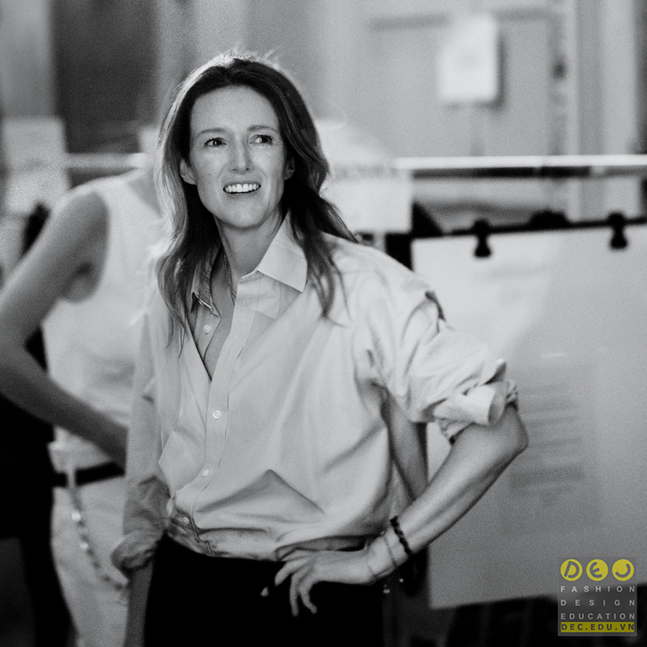 Tiểu sử nhà thiết kế thời trang Clare Waight Keller