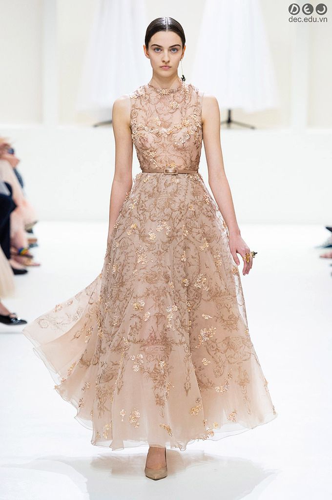 BST-Dior-Haute-Couture-2019 4_zpskn7qr2bo.jpg