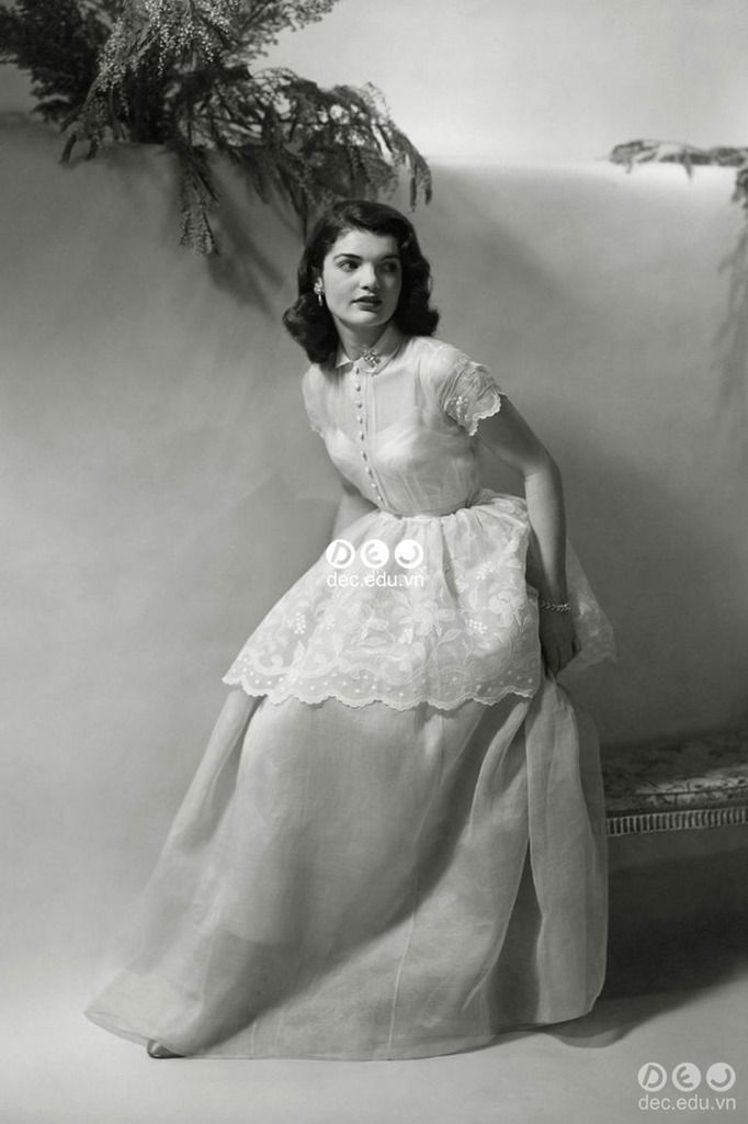 bieu-tuong-Jackie-Kennedy 1_zpsxq0xgoxe.jpg