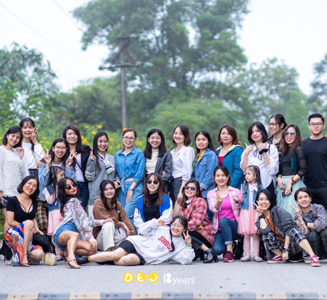 Đi dã ngoại mùa hoa Giã Quỳ cùng DEC Dã ngoại cùng lớp học