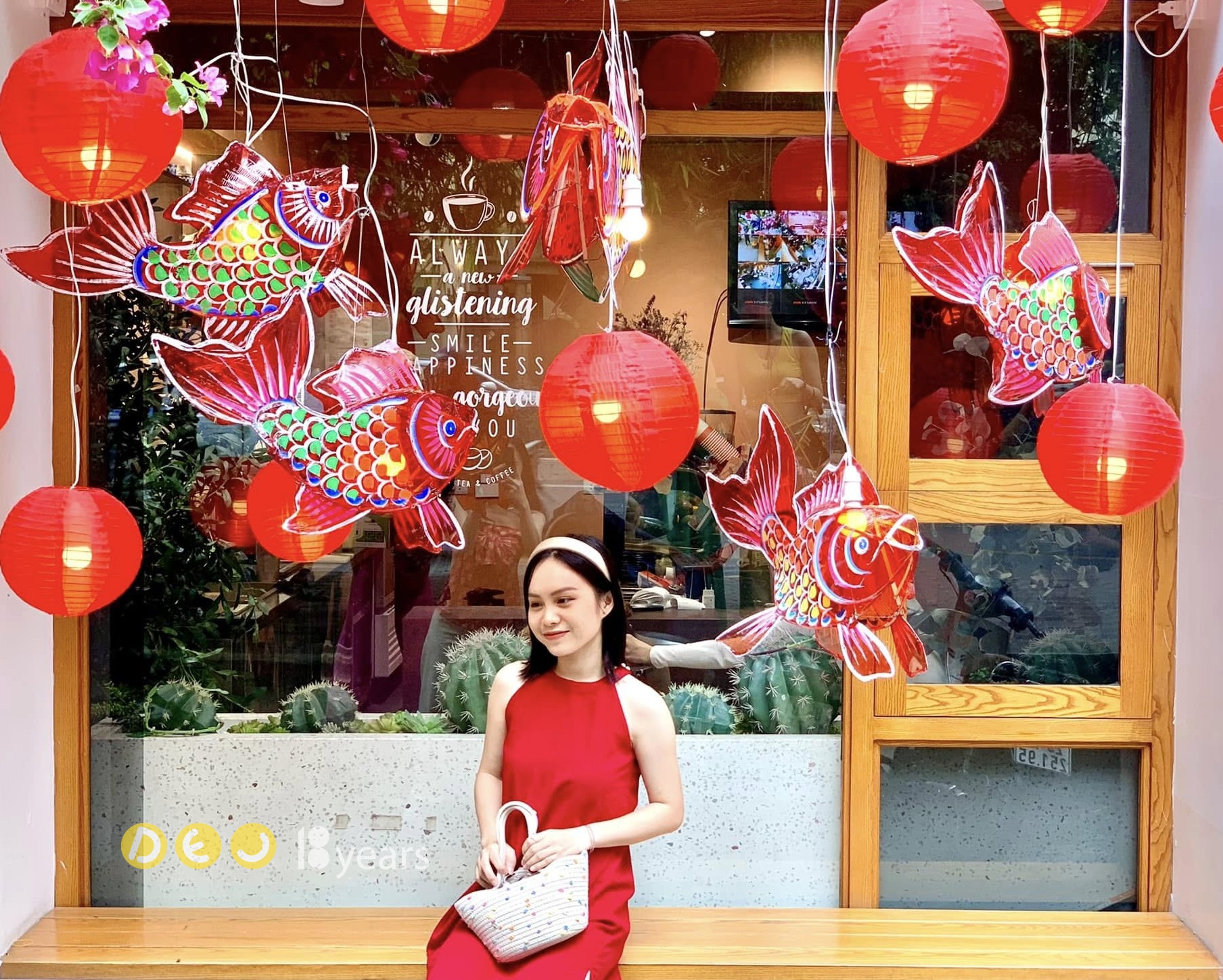 Học viên tự cắt may trang phục để tham gia sự kiện