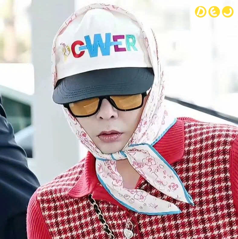 G-Dragon với phong cách bà Thím gây sốt cùng bandana G-Dragon