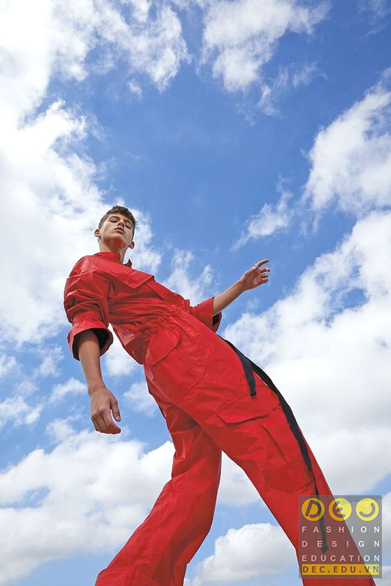 Jumpsuit không chỉ dành riêng cho nữ mà cả nam giới cũng có thể mặc trang phục này