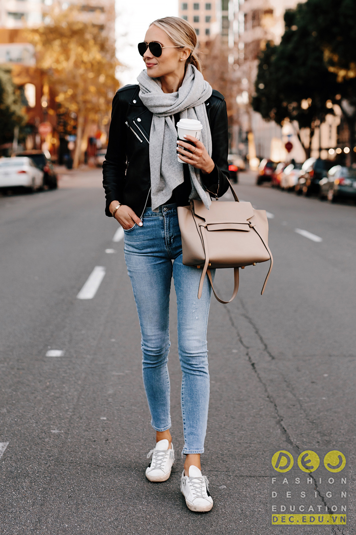 Quần skinny sẽ ôm sát phần dưới cơ thể bạn